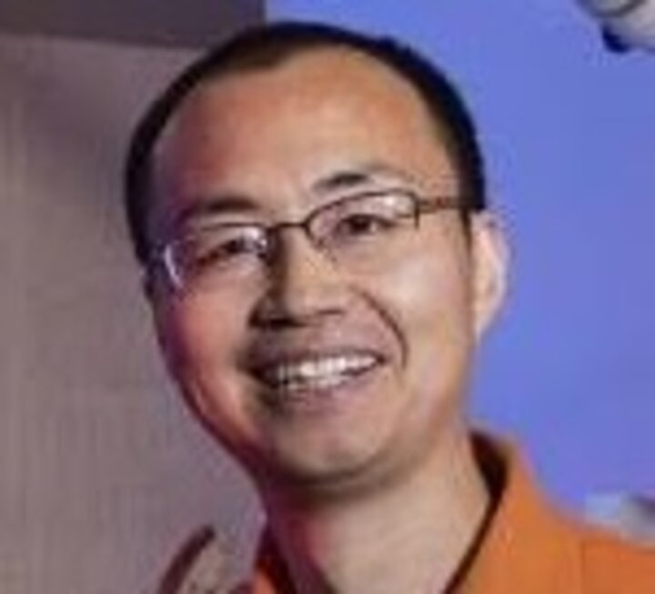 Heashot of Xiaoshan Xu